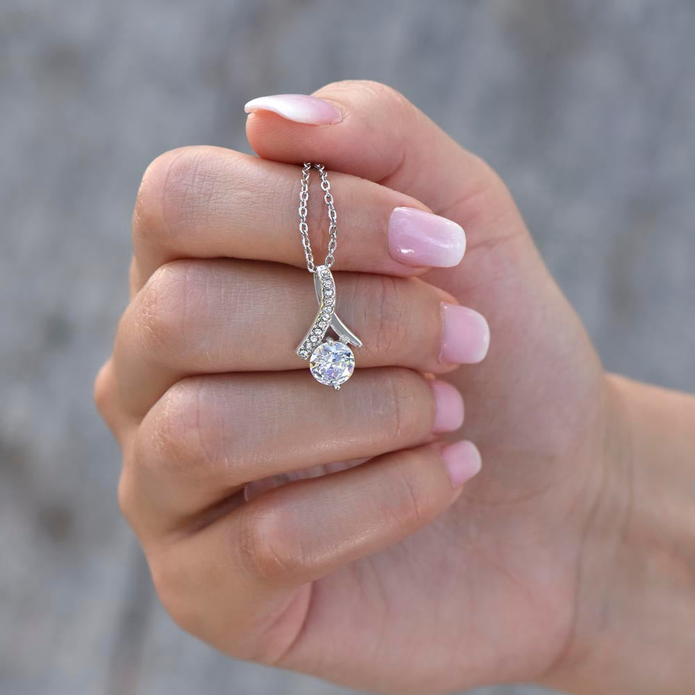 Personalized "Mama Bear" Necklace, Sentimental Mom Gift, Birthday Jewelry - Alluring beauty