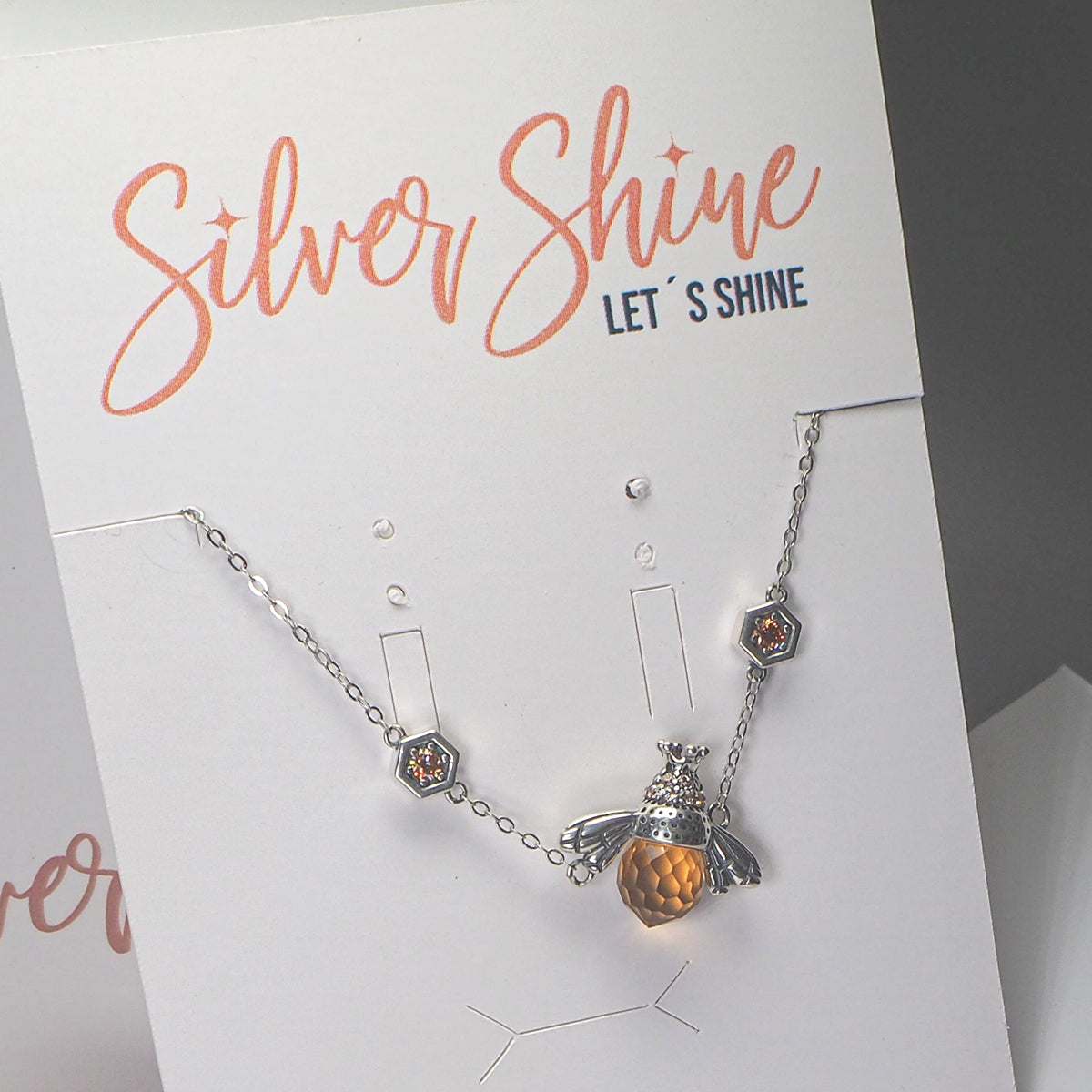 Unlocked 65% OFF - Queen Bee Jewelry Set – Elegant Bee Necklace, Bracelet and Earrings (RING NOT INCLUDED)